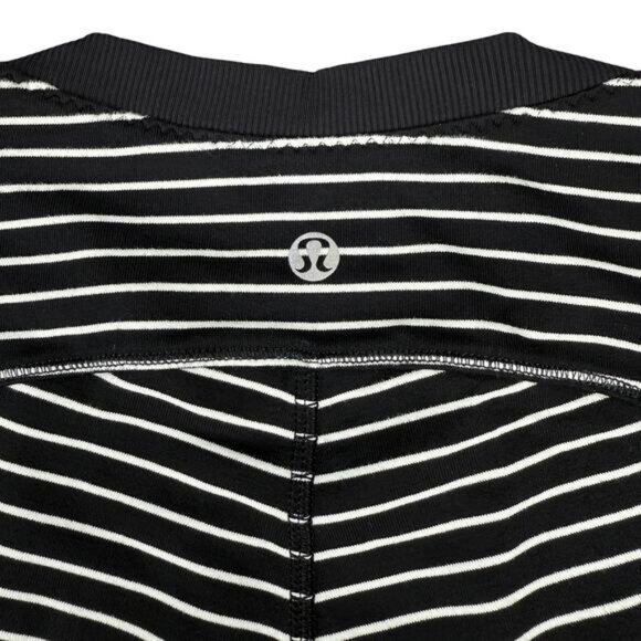 LULULEMON Base Runner Long Sleeve Parallel Stripe Black White Sz 4 - Picture 6 of 6